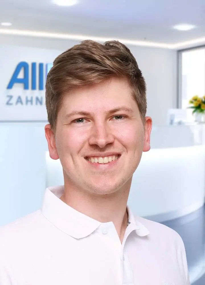 Portrait Zahnarzt Arvid Berlau (AllDent Mannheim)