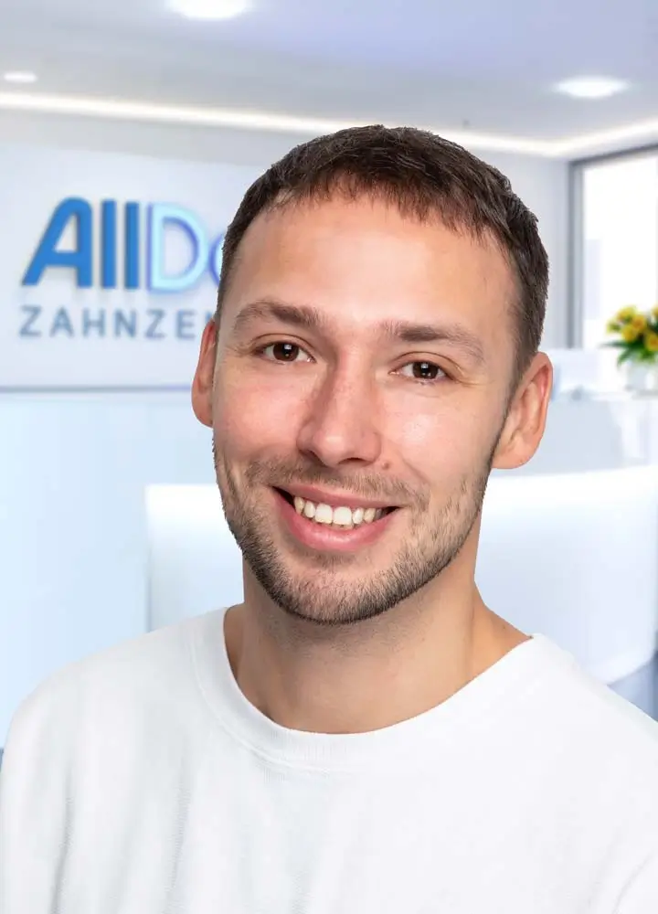 Portrait Zahnarzt Sorin G&ouml;ggl (AllDent Mannheim)