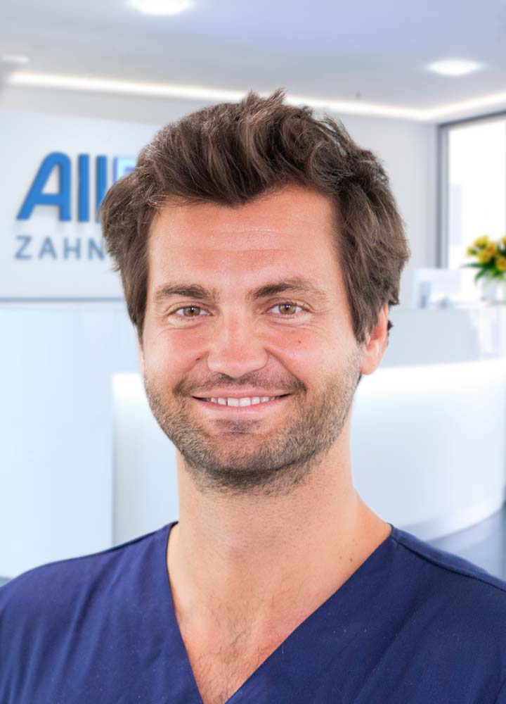 Portrait Oralchirurg S. Junghans (AllDent München Ost)